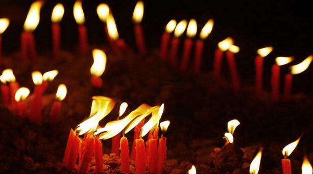 头七什么人必须参加?头七需要全部家人在吗 第1张