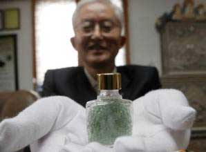 上海引入“骨灰变宝石”技术 第1张